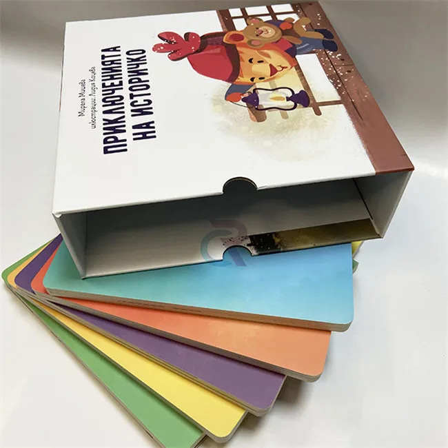 Cetak Buku Papan Set Kotak Dengan Slipcase